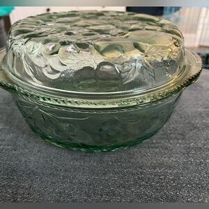Vintage Libbey "Orchard Fruit" 2 piece green glass casserole baking dish